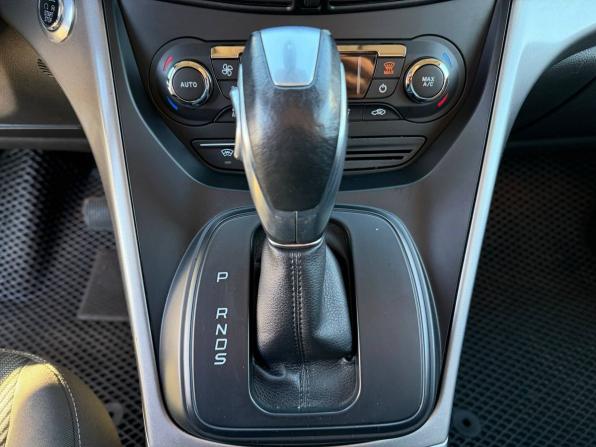 Ford Kuga II с пробегом 2014 года, цена 1 050 000 рублей, 179400 км, внедорожник, Автокод Объявления