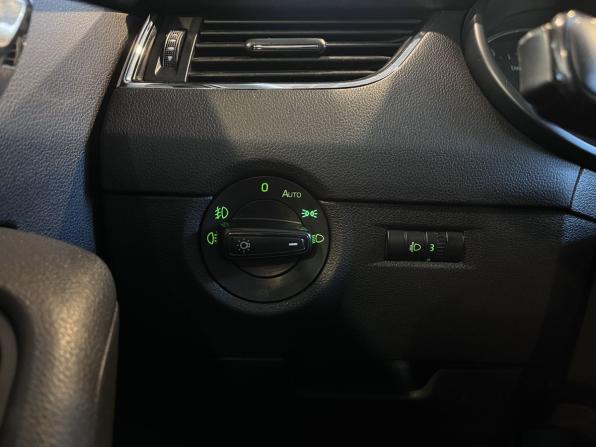 Skoda Octavia III (A7) с пробегом 2013 года, цена 1 150 000 рублей, 233873 км, лифтбек, Автокод Объявления