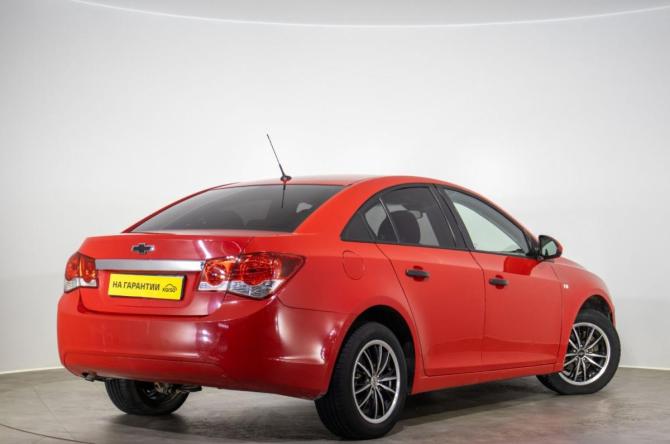 Chevrolet Cruze I Рестайлинг с пробегом 2013 года, цена 699 000 рублей, 268270 км, седан, Автокод Объявления