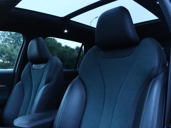 Geely Monjaro I с пробегом 2023 года, цена 2 740 000 рублей, 79843 км, внедорожник, Автокод Объявления
