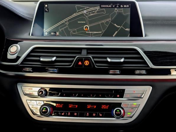BMW 7 серии VI (G11/G12) Рестайлинг с пробегом 2021 года, цена 7 200 000 рублей, 65871 км, седан, Автокод Объявления