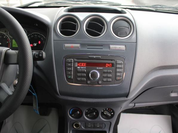 Ford Transit Connect I Рестайлинг с пробегом 2010 года, цена 625 000 рублей, 291364 км, фургон, Автокод Объявления