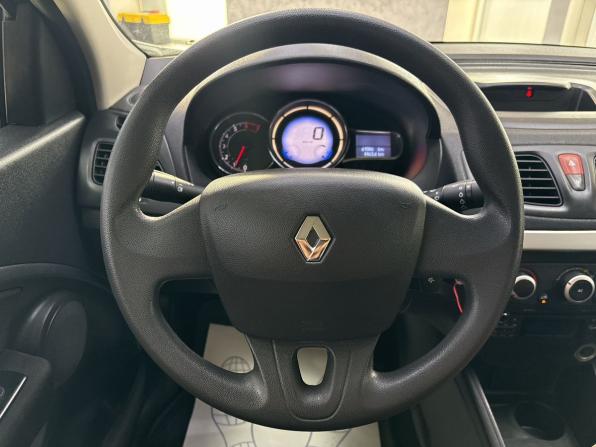 Renault Fluence I Рестайлинг с пробегом 2014 года, цена 935 000 рублей, 61086 км, седан, Автокод Объявления