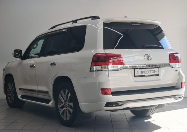Toyota Land Cruiser 200 Series Рестайлинг 2 с пробегом 2017 года, цена 6 790 000 рублей, 221575 км, внедорожник, Автокод Объявления