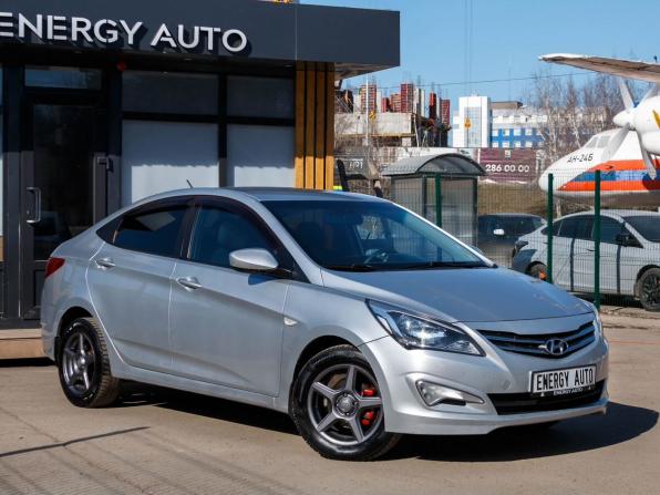 Hyundai Solaris I Рестайлинг с пробегом 2016 года, цена 899 000 рублей, 157818 км, седан, Автокод Объявления