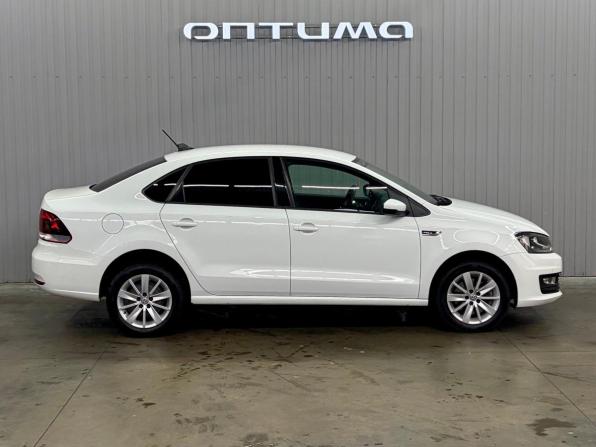 Volkswagen Polo V Рестайлинг с пробегом 2019 года, цена 1 427 000 рублей, 127060 км, седан, Автокод Объявления