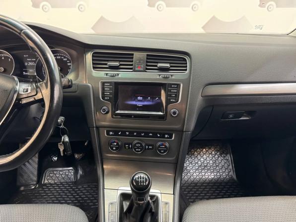 Volkswagen Golf VII с пробегом 2012 года, цена 855 000 рублей, 255011 км, хэтчбек, Автокод Объявления