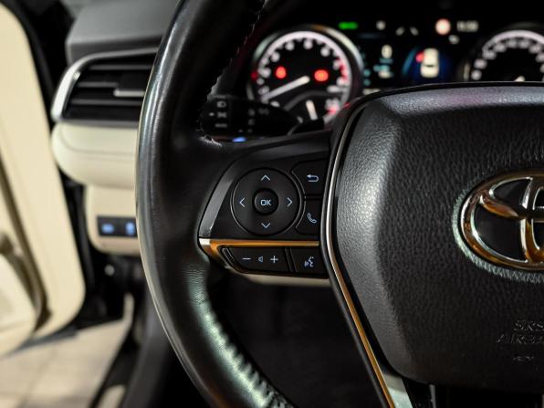 Toyota Camry VIII (XV70) Рестайлинг с пробегом 2021 года, цена 3 920 000 рублей, 98848 км, седан, Автокод Объявления