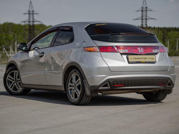 Honda Civic VIII с пробегом 2008 года, цена 675 000 рублей, 131000 км, хэтчбек, Автокод Объявления