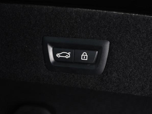 BMW 7 серии VI (G11/G12) с пробегом 2017 года, цена 4 309 000 рублей, 129081 км, седан, Автокод Объявления