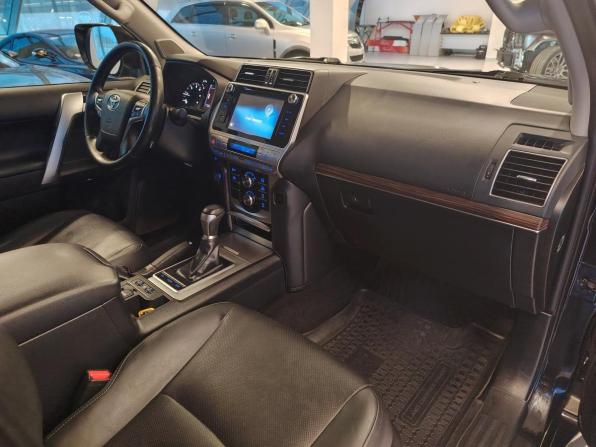 Toyota Land Cruiser Prado 150 Series Рестайлинг 2 с пробегом 2019 года, цена 4 600 000 рублей, 152350 км, внедорожник, Автокод Объявления
