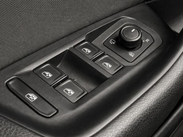 Volkswagen Passat B8 с пробегом 2018 года, цена 1 687 000 рублей, 235426 км, седан, Автокод Объявления