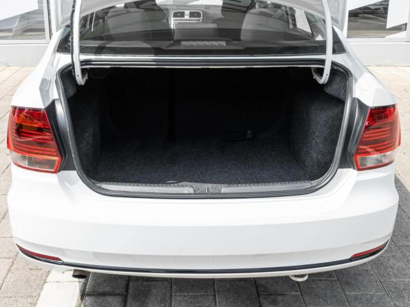 Volkswagen Polo V Рестайлинг с пробегом 2016 года, цена 1 166 000 рублей, 147443 км, седан, Автокод Объявления