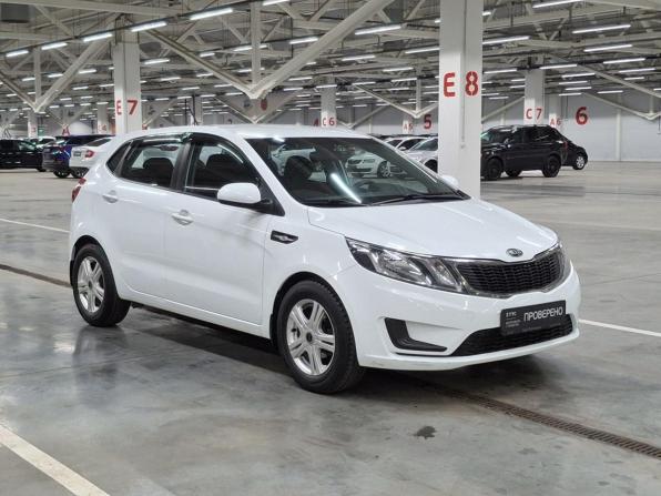 Kia Rio III с пробегом 2014 года, цена 990 000 рублей, 78705 км, хэтчбек, Автокод Объявления