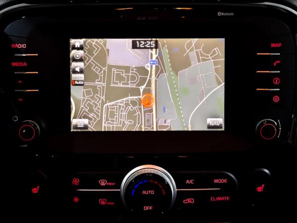 Kia Soul II Рестайлинг с пробегом 2019 года, цена 1 699 000 рублей, 109090 км, хэтчбек, Автокод Объявления