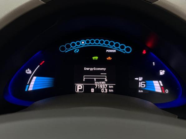 Nissan Leaf I (ZE0/AZE0) с пробегом 2011 года, цена 697 000 рублей, 71919 км, хэтчбек, Автокод Объявления