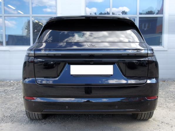 Li Auto (Lixiang) L7 I Рестайлинг с пробегом 2024 года, цена 6 800 000 рублей, 6050 км, внедорожник, Автокод Объявления