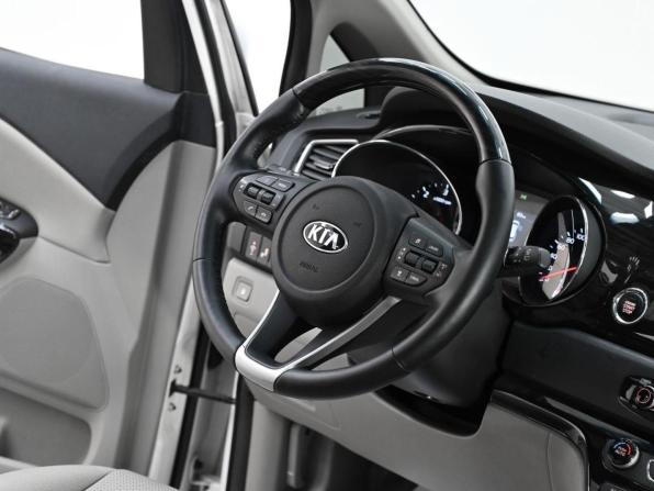 Kia Carnival III с пробегом 2018 года, цена 1 649 000 рублей, 81810 км, минивэн, Автокод Объявления