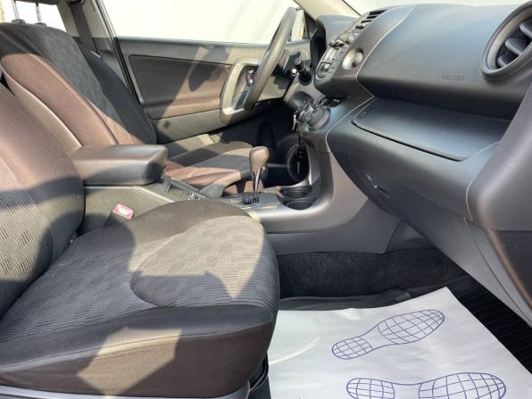 Toyota RAV4 III (XA30) Рестайлинг с пробегом 2011 года, цена 1 300 000 рублей, 226377 км, внедорожник, Автокод Объявления