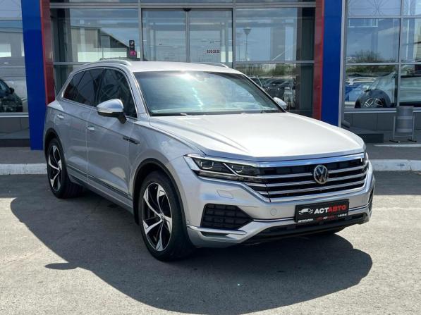 Volkswagen Touareg III с пробегом 2020 года, цена 5 350 000 рублей, 87997 км, внедорожник, Автокод Объявления