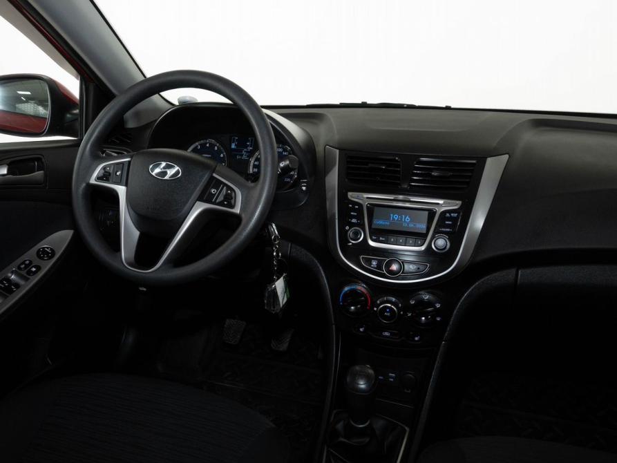Hyundai Solaris I Рестайлинг Казань  - изображение 13