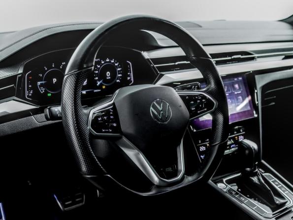 Volkswagen Passat CC II Рестайлинг с пробегом 2022 года, цена 3 490 000 рублей, 59850 км, лифтбек, Автокод Объявления
