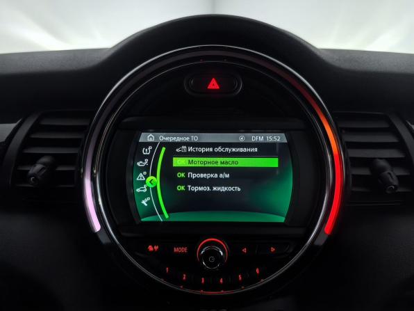 Mini Hatch III (F55/F56) Рестайлинг с пробегом 2020 года, цена 3 177 700 рублей, 68241 км, хэтчбек, Автокод Объявления