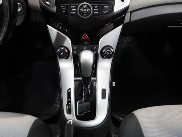 Chevrolet Cruze I Рестайлинг с пробегом 2013 года, цена 740 000 рублей, 180958 км, седан, Автокод Объявления