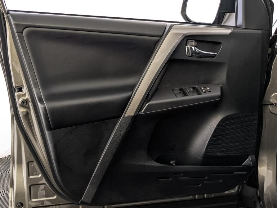 Toyota RAV4 IV (XA40) Рестайлинг Москва  - изображение 19