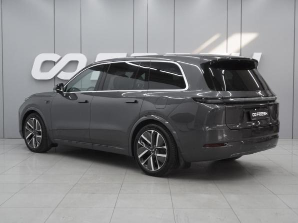 Li Auto (Lixiang) L9 I с пробегом 2023 года, цена 6 599 000 рублей, 58206 км, внедорожник, Автокод Объявления