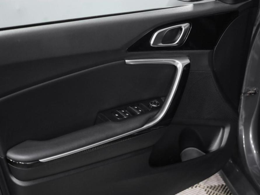 Kia Ceed III Санкт-Петербург  - изображение 18