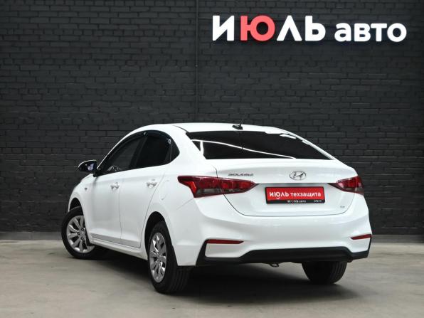 Hyundai Solaris II с пробегом 2019 года, цена 1 340 000 рублей, 104756 км, седан, Автокод Объявления