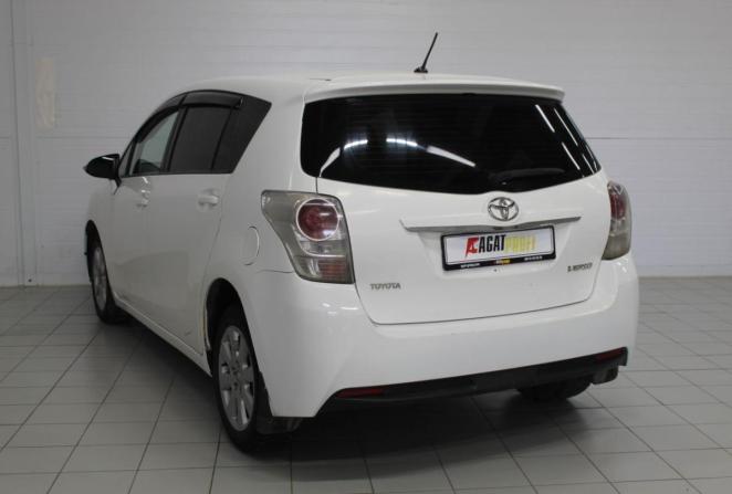 Toyota Verso I Рестайлинг с пробегом 2013 года, цена 1 040 000 рублей, 657646 км, компактвэн, Автокод Объявления