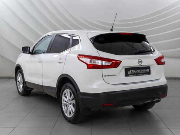 Nissan Qashqai II с пробегом 2015 года, цена 1 448 000 рублей, 210264 км, внедорожник, Автокод Объявления
