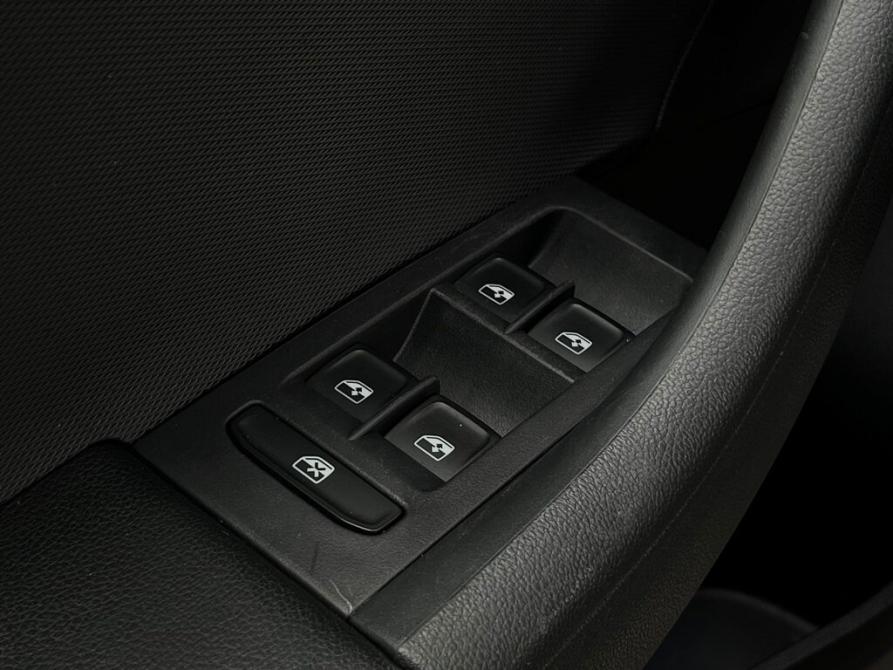 Volkswagen Polo VI Санкт-Петербург  - изображение 18