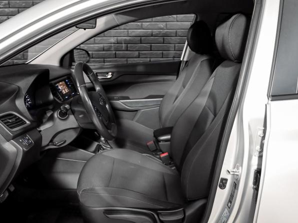 Hyundai Solaris II с пробегом 2018 года, цена 1 350 000 рублей, 178346 км, седан, Автокод Объявления