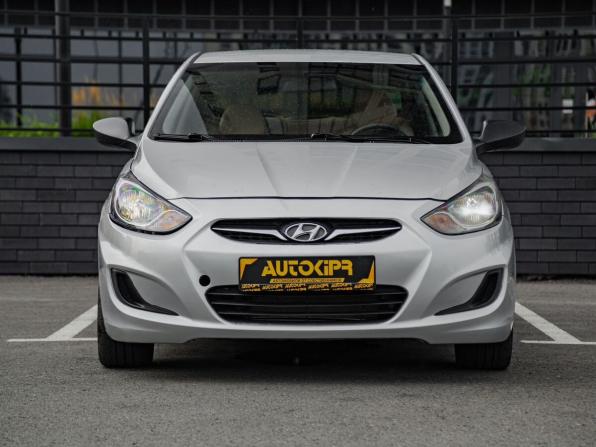 Hyundai Solaris I с пробегом 2011 года, цена 566 000 рублей, 260000 км, седан, Автокод Объявления