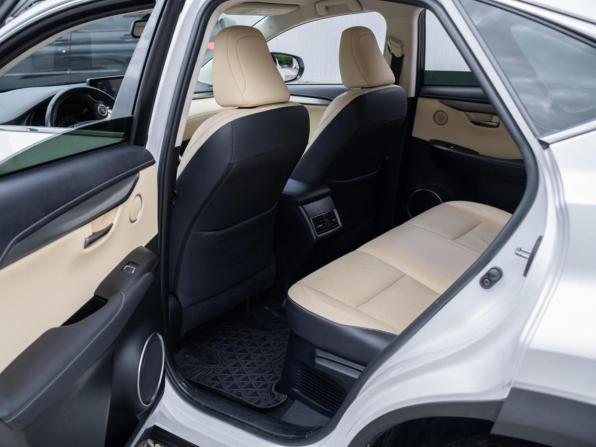 Lexus NX I Рестайлинг с пробегом 2018 года, цена 3 650 000 рублей, 83005 км, внедорожник, Автокод Объявления