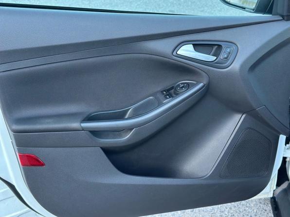 Ford Focus III Рестайлинг с пробегом 2015 года, цена 780 000 рублей, 197000 км, универсал, Автокод Объявления