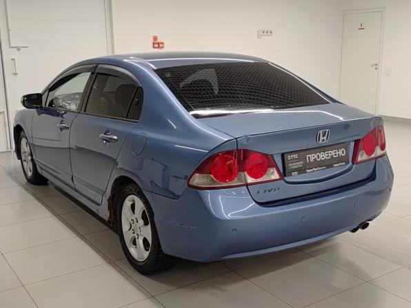 Honda Civic VIII с пробегом 2007 года, цена 697 000 рублей, 303266 км, седан, Автокод Объявления