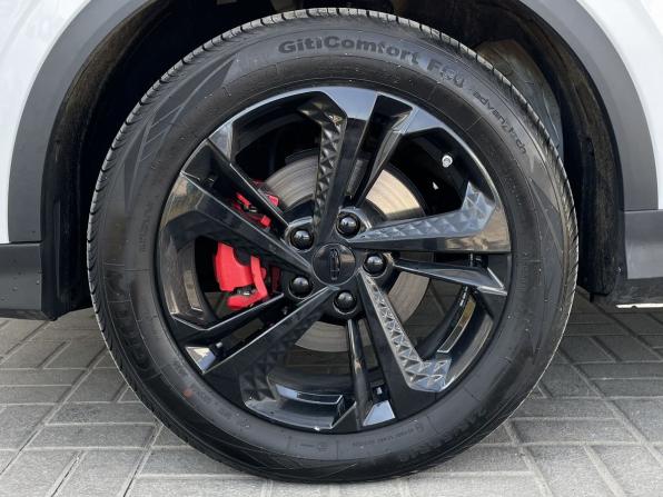 Geely Coolray I Рестайлинг с пробегом 2024 года, цена 2 010 000 рублей, 37703 км, внедорожник, Автокод Объявления