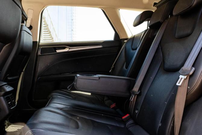 Ford Mondeo V с пробегом 2019 года, цена 1 499 000 рублей, 126791 км, универсал, Автокод Объявления