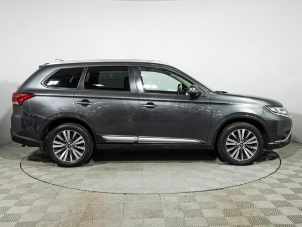 Mitsubishi Outlander III Рестайлинг 3 с пробегом 2019 года, цена 2 199 700 рублей, 80038 км, внедорожник, Автокод Объявления