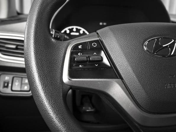 Hyundai Solaris II с пробегом 2019 года, цена 1 414 000 рублей, 108961 км, седан, Автокод Объявления