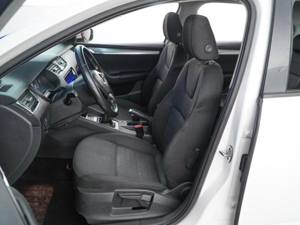 Skoda Octavia III (A7) с пробегом 2014 года, цена 744 044 рубля, 370347 км, лифтбек, Автокод Объявления