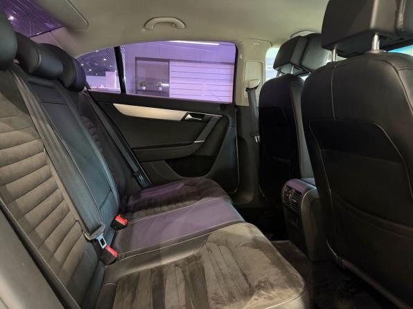 Volkswagen Passat B7 с пробегом 2013 года, цена 1 061 000 рублей, 146604 км, седан, Автокод Объявления