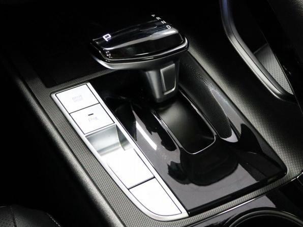 Hyundai Elantra VII (CN7) Рестайлинг с пробегом 2023 года, цена 2 189 000 рублей, 19609 км, седан, Автокод Объявления