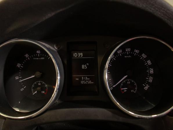Skoda Yeti I с пробегом 2012 года, цена 745 000 рублей, 185258 км, внедорожник, Автокод Объявления
