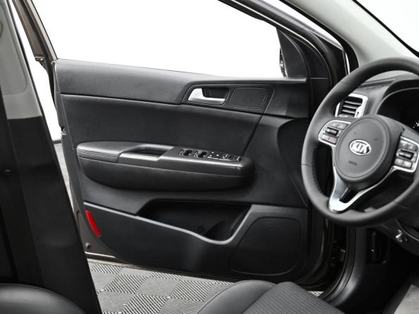Kia Sportage IV с пробегом 2018 года, цена 1 549 000 рублей, 116000 км, внедорожник, Автокод Объявления