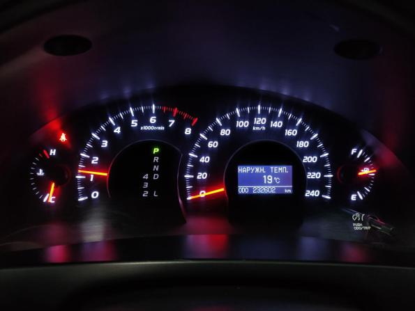 Toyota Camry VI (XV40) Рестайлинг с пробегом 2010 года, цена 1 250 000 рублей, 232600 км, седан, Автокод Объявления